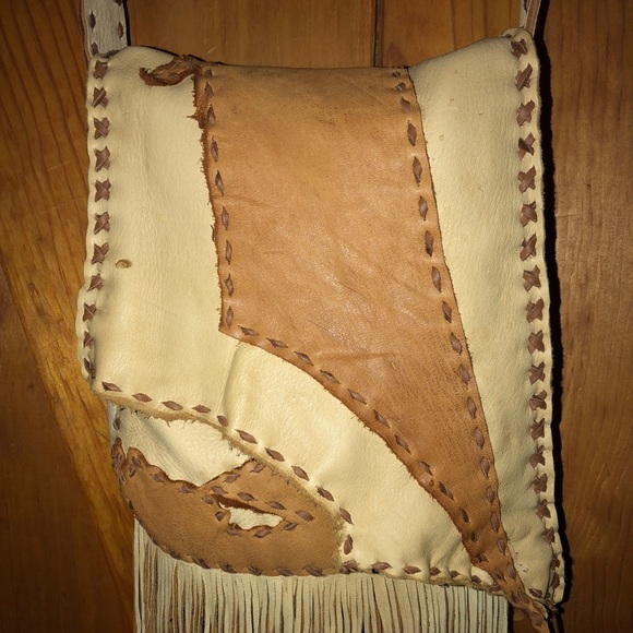 Sold! Handmade, Deer Hide, Crossbody Purse - Picture 3 of 8